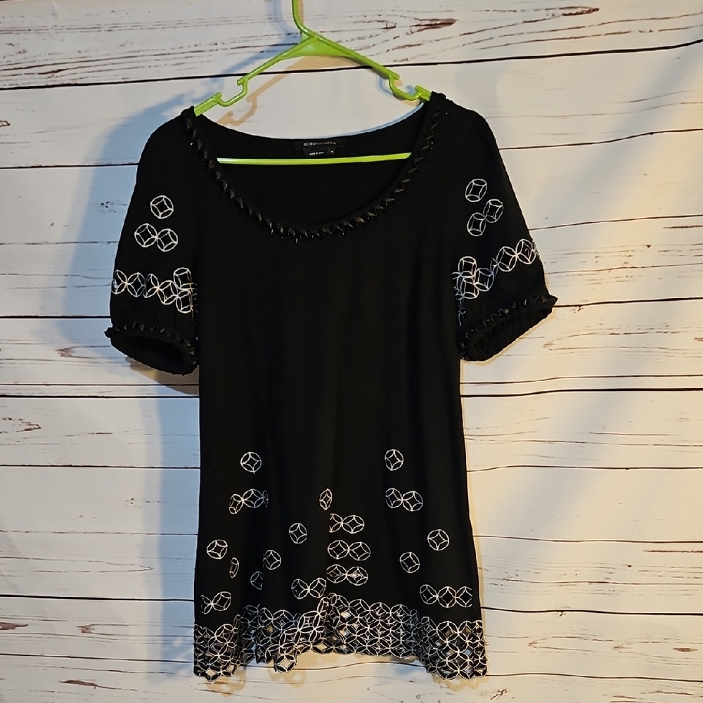 BCBGMAXAZRIA Black Geometric Print Short Sleeve Top,M